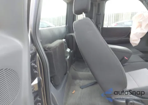 2011 Ford Ranger Xlt z USA, uszkodzony, nr VIN 1FTLR4FE4BPA52674